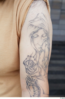 Street  692 arm tattoo 0011.jpg